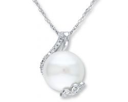 Pearl pendant with diomond work  Pearl diomond Locket