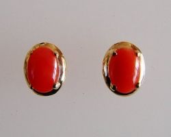 Coral earrings in gold  moonga stone earring tops in gold gold coral studs