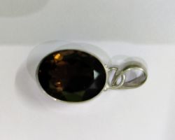 Garnet silver pendant gomed silver pendant