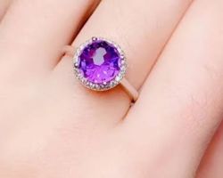 Amethyst Ring with zircon round shape