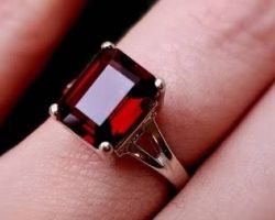 Garnet stone ring square shape garnet stone silver ring gomed ring