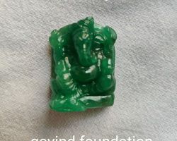 Natural emerald ganesh idol 50 carrot panna ganesh idol