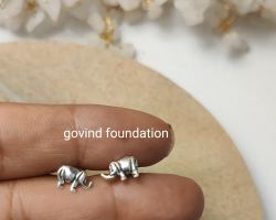Earrings silver elephant design Earrings studs