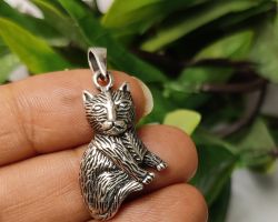 Silver Cat locket Cat pendant in Sterling silver