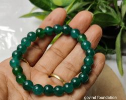 Emerald Bracelet 8mm Natural Emerald bead Bracelet