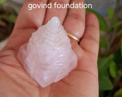 Rose Quartz Shriyantra 4cm Natural Rose quartz Shriyantra