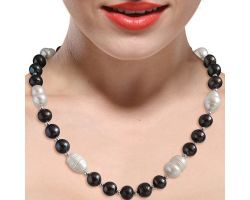 Necklace black and white waterpearl code 8
