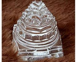 Shriyantra sphatik shriyantra crystal meru  shriyantra shreeyantra 2.5×2 5 inches 175gm