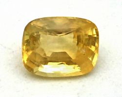 yellow Sapphire pukhraj  6.25 ct