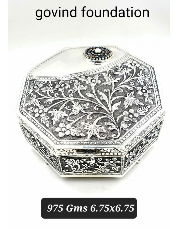 Dryfruit box in Silver Dry fruits box pure silver Ashtagon shap6