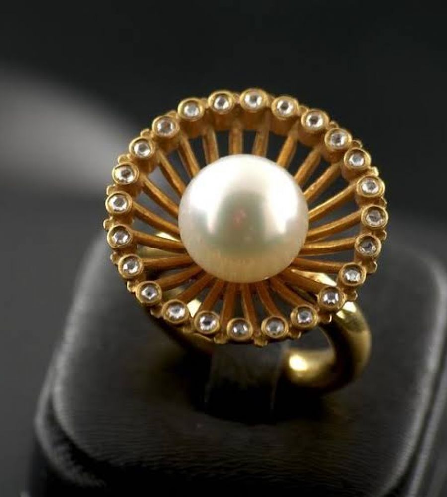 14K Gold Freshwater Cultured Pearl & Diamond Ring -