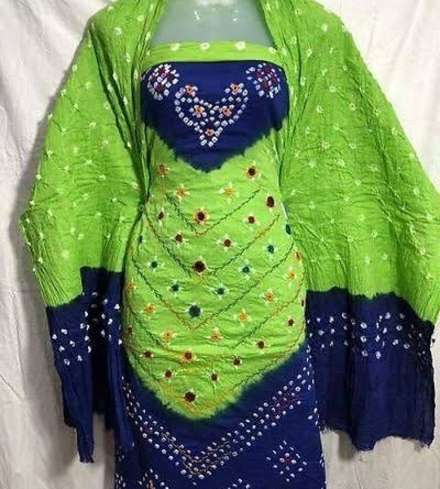 Blue And Green Bandhani Suit Materials at Best Price in Jetpur | Mahalaxmi  Impex