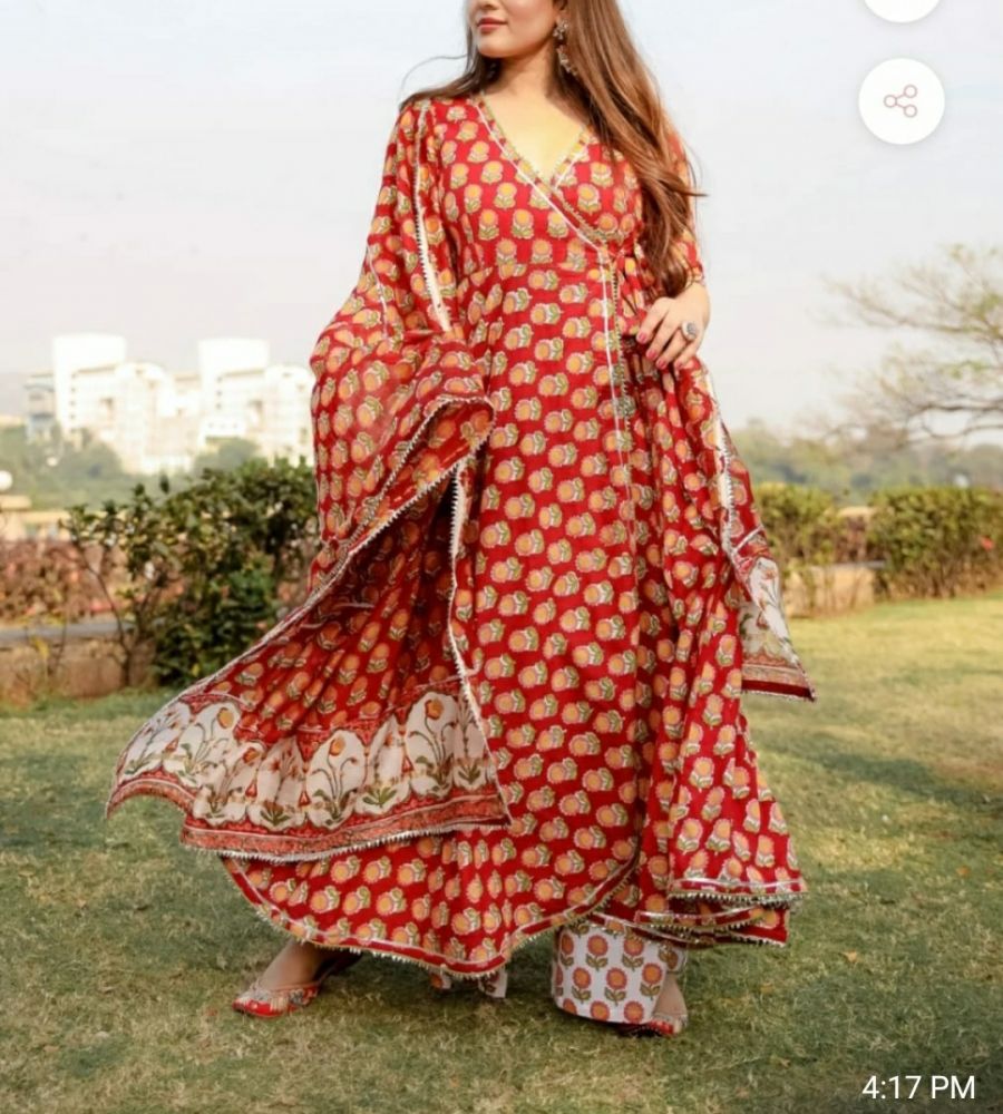 Chaderisilk kurti with golden hand block print and with plazodupatta set   Indian clothes women Clothes collection Silk kurti