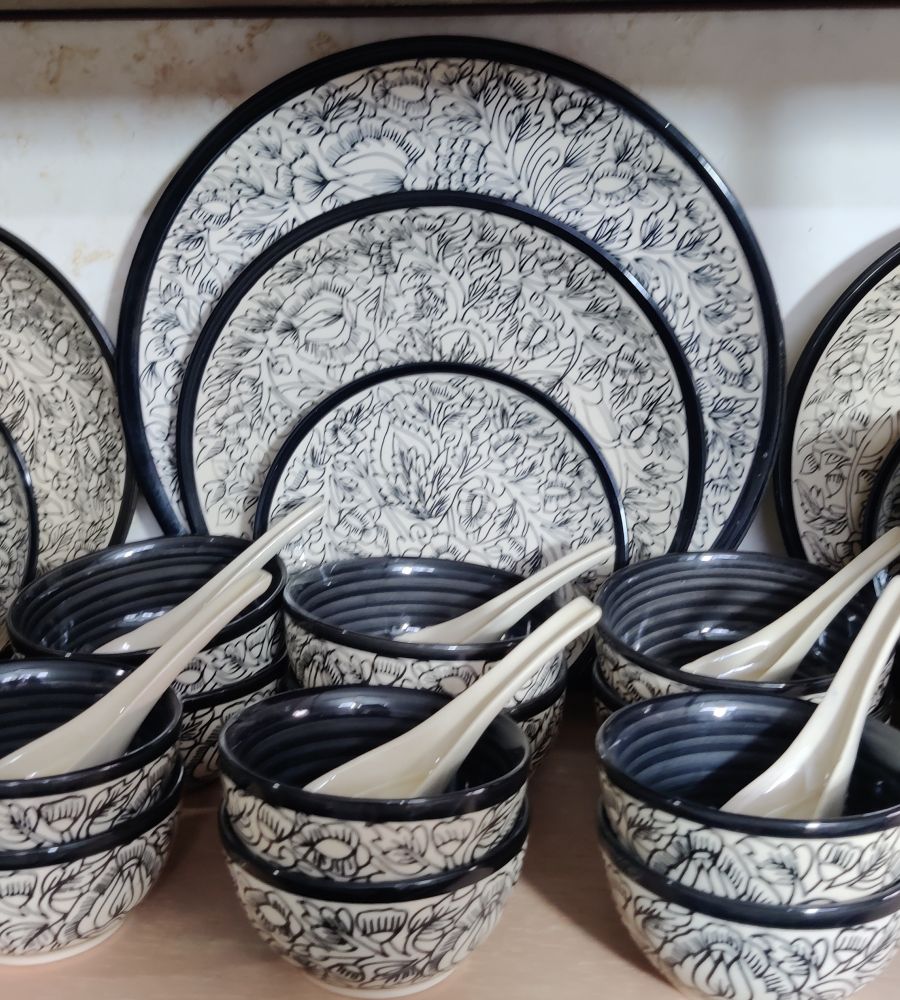 Ceramic dinner set ceramic Blue pottery dinner set light blue and cream